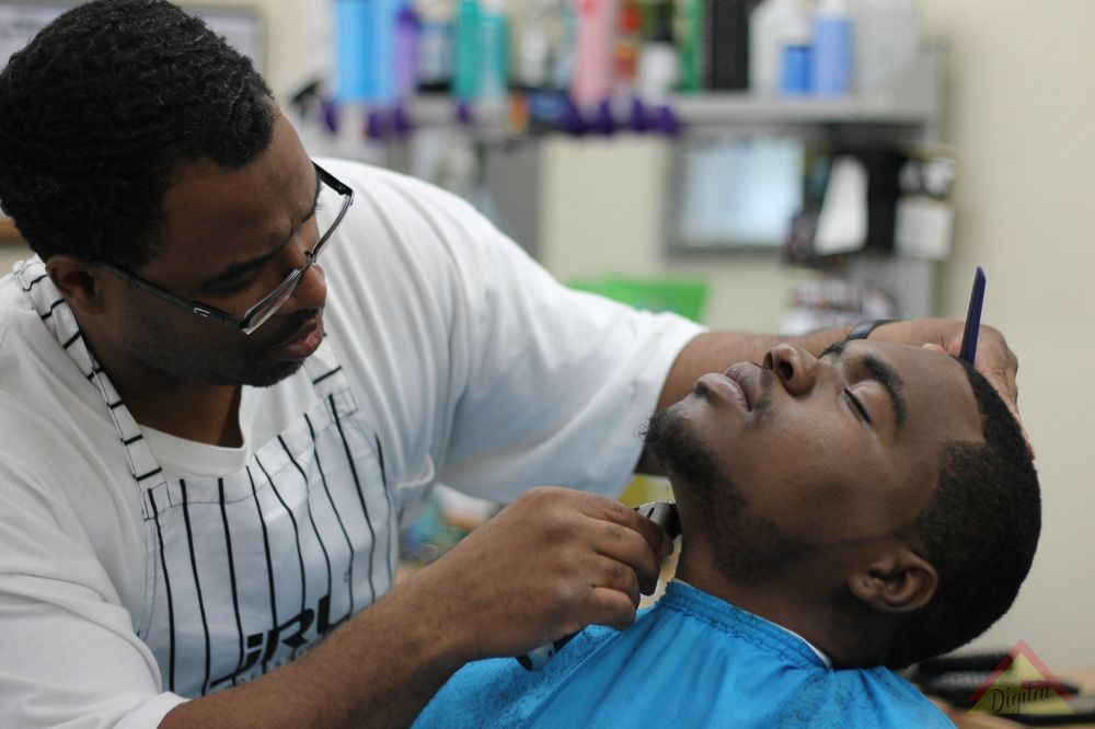 Campbell's Barber Shop Logo