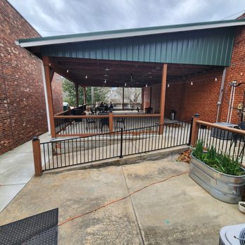 Hoschton Coffee Company - Outside Back Patio - Coffee & Tea Near Me - Hoschton, Georgia Hoschton Coffee Company - Outside Back Patio - Coffee & Tea Near Me - Hoschton, Georgia