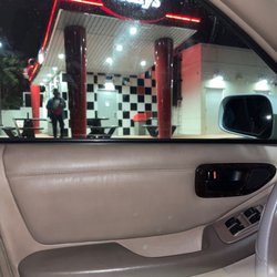 Rally's
