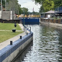 Egan Marine Houseboat Rentals - Lock 32 - I was a tad nervous but it was a breeze! The lock operators were so helpful and guided us through the lock.