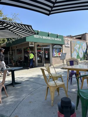 Izzy's Brooklyn Bagels by null