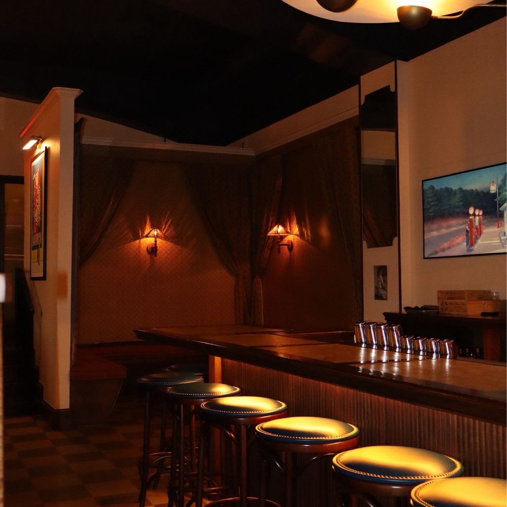 Le Parisien - Inside - French Near Me - Oklahoma City, Oklahoma Le Parisien - Inside - French Near Me - Oklahoma City, Oklahoma