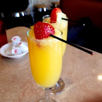Pete's Grill - Mimosa - New American Near Me - Sunnyside, New York