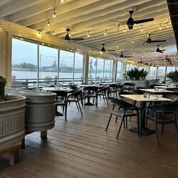 River 128 Restaurant - Patio seating