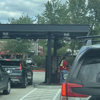 Raising Cane's Chicken Fingers - Fast Food Near Me - Vancouver, Washington