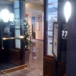 Business Travelers Center - Entrance, near Gate C17