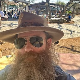 Gruene Grove beer garden