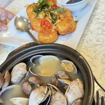 Saigon Kitchen - Đậu Hủ Rang Muối Nghêu Hấp Sả - Vietnamese Near Me - San Jose, California Saigon Kitchen - Đậu Hủ Rang Muối Nghêu Hấp Sả - Vietnamese Near Me - San Jose, California