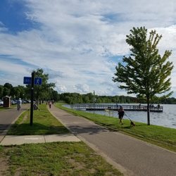 Grand Rounds National Scenic Byway - Southbound along Bde Maka Ska (Lake Calhoun).