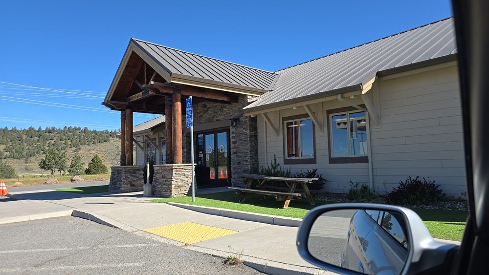 CHIMNEY ROCK TRAVEL CENTER Updated September 2024 27002 US395