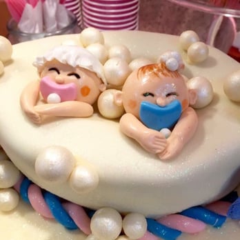 Pierre's Cakes - gender reveal cake - Bakeries Near Me - Winnetka, California Pierre's Cakes - gender reveal cake - Bakeries Near Me - Winnetka, California