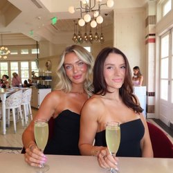 Bottomless Weekend Brunch