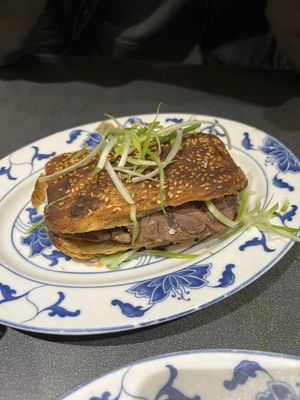 Chung-Shin Yuan by null