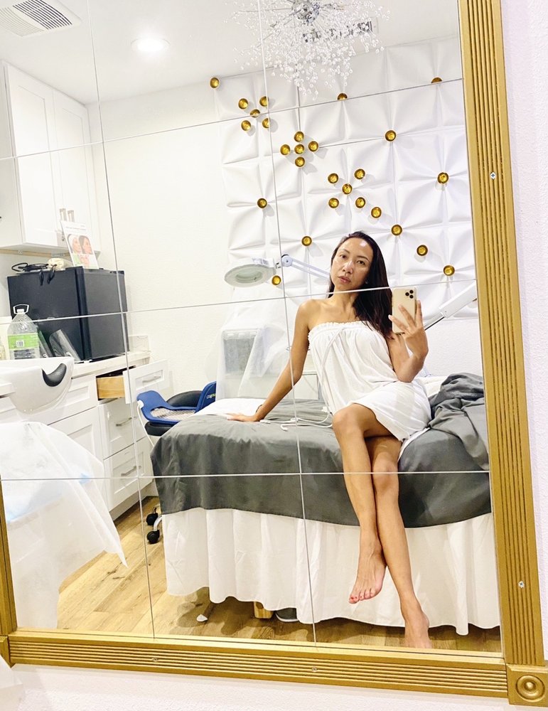 Gravitas Medspa Logo