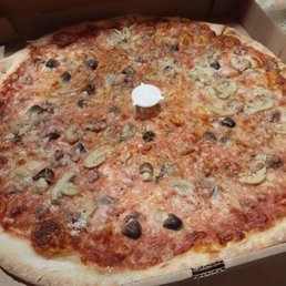 Sausage & canned mushrooms. 18 Inch large pie Sausage & canned mushrooms. 18 Inch large pie
