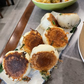 Dumpling Bites - Shanghai-Style Pan-Fried Pork Buns - Noodles Near Me - San Francisco, California Dumpling Bites - Shanghai-Style Pan-Fried Pork Buns - Noodles Near Me - San Francisco, California
