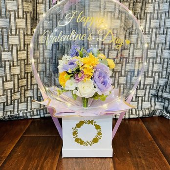 Flowers by Shellie - Custom Purple/yellow flower balloon - Floral Designers Near Me Flowers by Shellie - Custom Purple/yellow flower balloon - Floral Designers Near Me