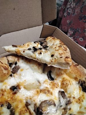 Domino's Pizza by null