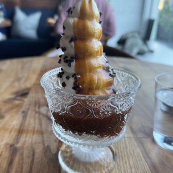 Angler - Ice cream sundae. Nothing special (aside from the caramel topping), & not particularly creamy. $17 is too pricey for the portion size. - Seafood Near Me - San Francisco, California