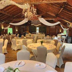 East of Yellowstone Lodge & Retreat - Crystal lodge wedding reception
