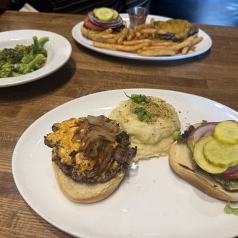 AJ’s Restaurant - Mediterranean Burger with Gold Yukon Mashed Potatoes - Burgers Near Me - Nashville, Tennessee