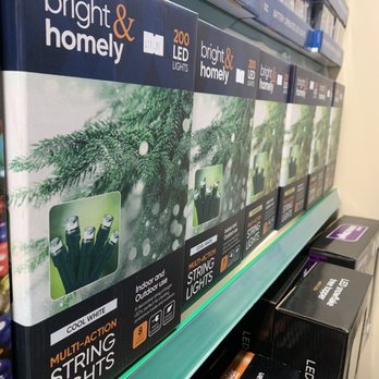 Mr Pets Suppies & Candy Cabin - Pet Stores Near Me - Wokingham, WOK