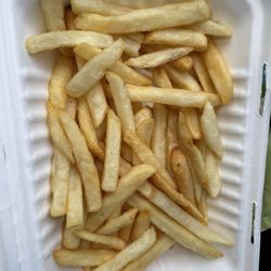 Beers and Cheers - Fries