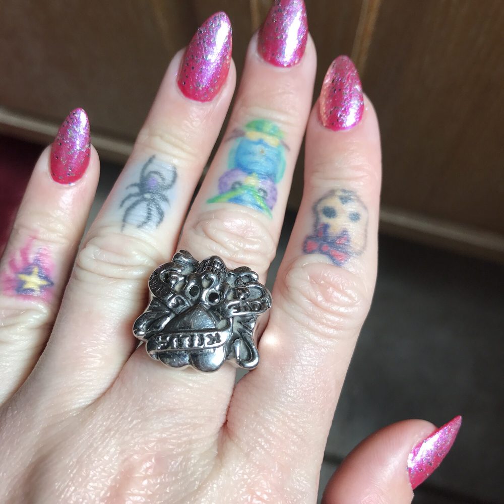 Had an awesome experience there yesterday I got the luxury pedicure with stone neck massage, fill , and eyebrows. Had an awesome experience there yesterday I got the luxury pedicure with stone neck massage, fill , and eyebrows.