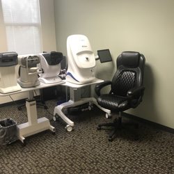 Focus Vision Optometry - Digital imaging and professional computerized testing.