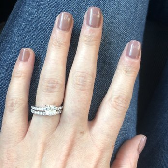 Cali Nails & Spa - Nail Salons Near Me - Berkeley, California