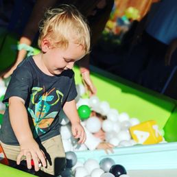 Ball pit