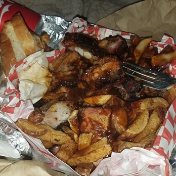 The Slab Bar-B-Que - The BbQ rib tips was on point. The flavor was there, it wasn't too spicy wasn't too salty, and had just the right amount of barbecue sauce. - Barbeque Near Me - Chicago, Illinois The Slab Bar-B-Que - The BbQ rib tips was on point. The flavor was there, it wasn't too spicy wasn't too salty, and had just the right amount of barbecue sauce. - Barbeque Near Me - Chicago, Illinois