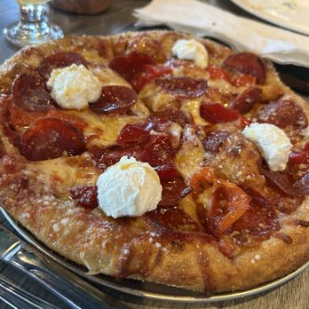 Mellow Mushroom Phoenix - Pepperoni Pizza - Pizza Near Me - Phoenix, Arizona