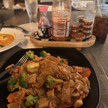 Tho One Thai Eatery - Thai Near Me - La Verne, California