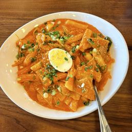 Rose tteokbokki
