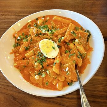 bb.q Chicken - Rose tteokbokki - Chicken Shop Near Me - Beaverton, Oregon