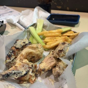 Barrel House Kitchen & Bar - Parmesan Garlic 12 PC Wings - Pizza Near Me - Mason, Ohio