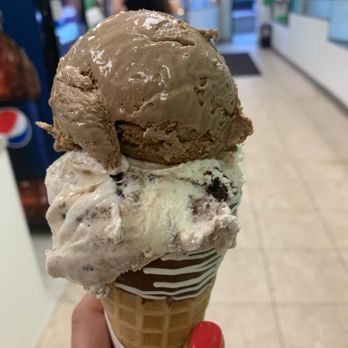 Hayley's Ice Cream - Oreo and chocolate - Ice Cream & Frozen Yogurt Near Me - Estes Park, Colorado Hayley's Ice Cream - Oreo and chocolate - Ice Cream & Frozen Yogurt Near Me - Estes Park, Colorado