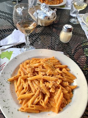 Vic's Italian Restaurant & Pizzeria by null