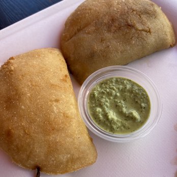 Amara Chocolate & Coffee - Empanadas - Coffee & Tea Near Me - Pasadena, California
