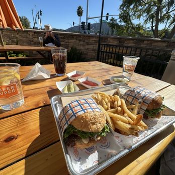 Super Duper Burgers - Mini Burger, French Fries - Burgers Near Me - Los Gatos, California Super Duper Burgers - Mini Burger, French Fries - Burgers Near Me - Los Gatos, California