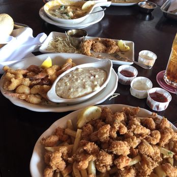 Pappadeaux Seafood Kitchen - Seafood Near Me - Pharr, Texas