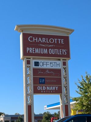 Charlotte Premium Outlets by null