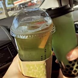 Honeydew fruit tea with tapioca boba (left), honeydew milk tea with tapioca boba (right) Honeydew fruit tea with tapioca boba (left), honeydew milk tea with tapioca boba (right)