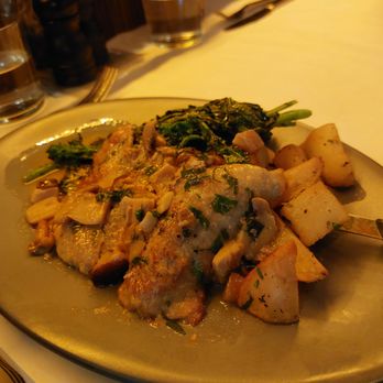 Serafina - West 105th - Italian Near Me - New York, New York Serafina - West 105th - Italian Near Me - New York, New York