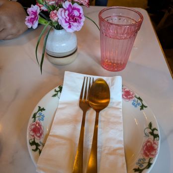 Saranrom Thai - Table setting - Thai Near Me - Elmhurst, New York Saranrom Thai - Table setting - Thai Near Me - Elmhurst, New York
