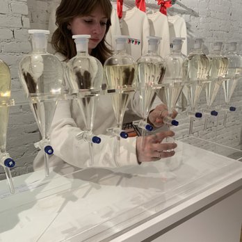 Olfactory NYC - Adding your base to your perfume - Perfume Near Me - New York, New York
