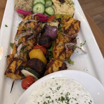 Greek Bistro - Fitness plate - Greek Near Me - Glendale, California Greek Bistro - Fitness plate - Greek Near Me - Glendale, California