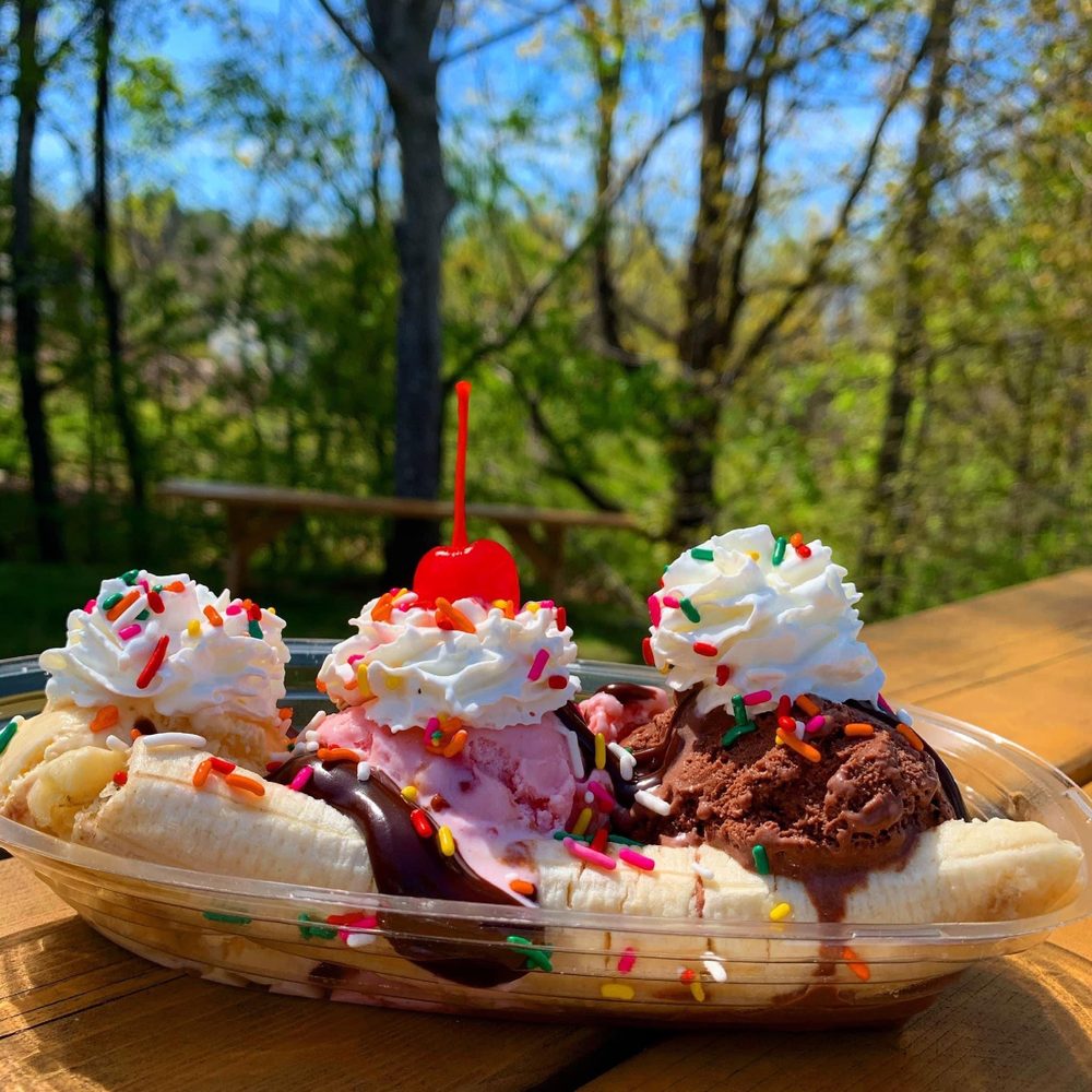 PIZZA CHEF OF NEW LONDON Updated October 2024 15 Photos & 44