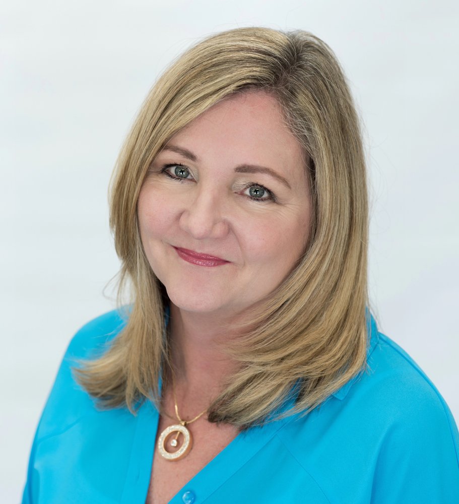 BETSY LIERMANN CRYELEIKE REAL ESTATE SERVICE Updated September